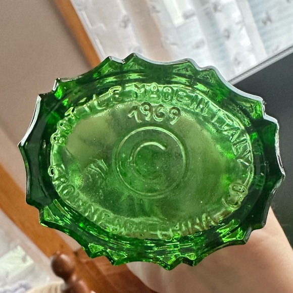 Vintage Emerald Glass Dressing Bottle - Picture 4 of 4